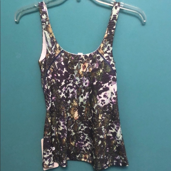 Lululemon Amala Purple Print Tank Top, Size 4 NEW - Picture 5 of 6